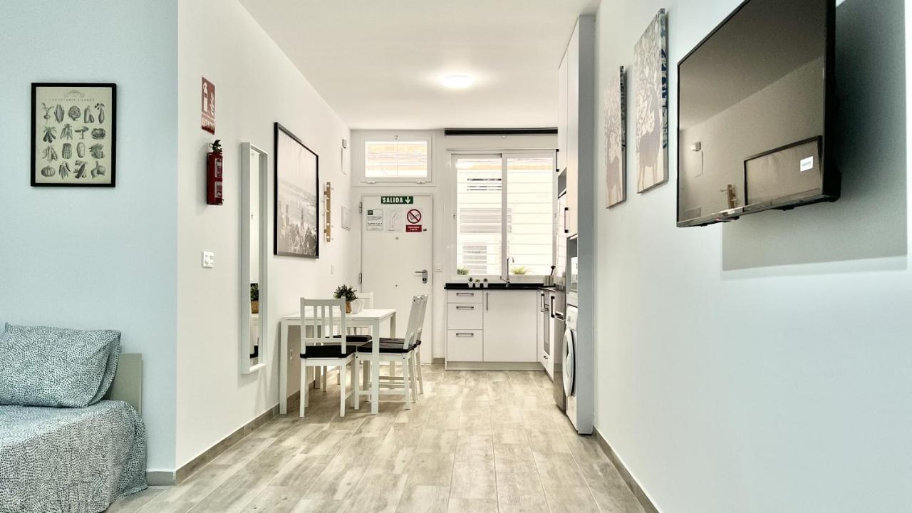 Los Tilos Suites-Vialia Málaga Exteriör bild