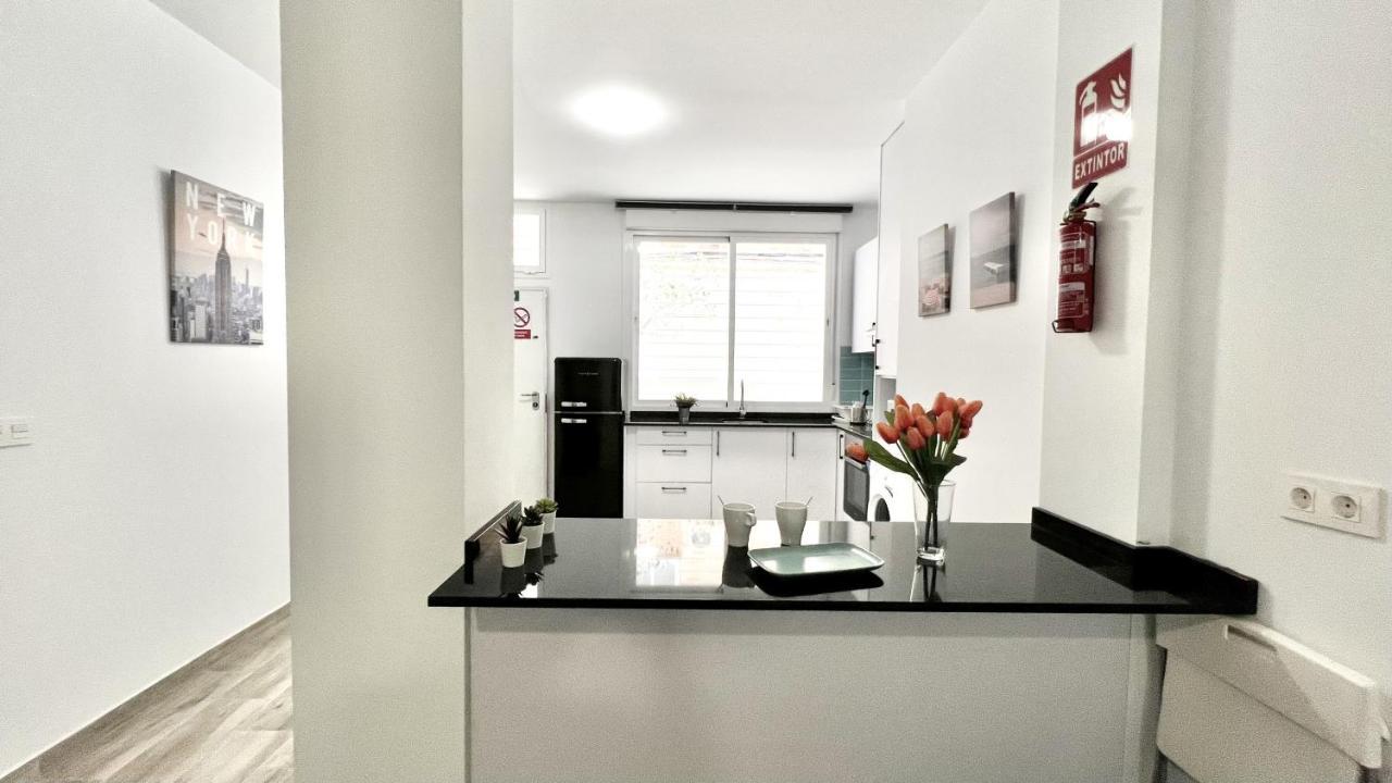 Los Tilos Suites-Vialia Málaga Exteriör bild